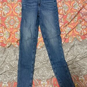American Eagle Super High Rise Jegging